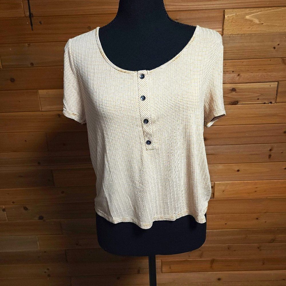 American eagle buttoned shirt